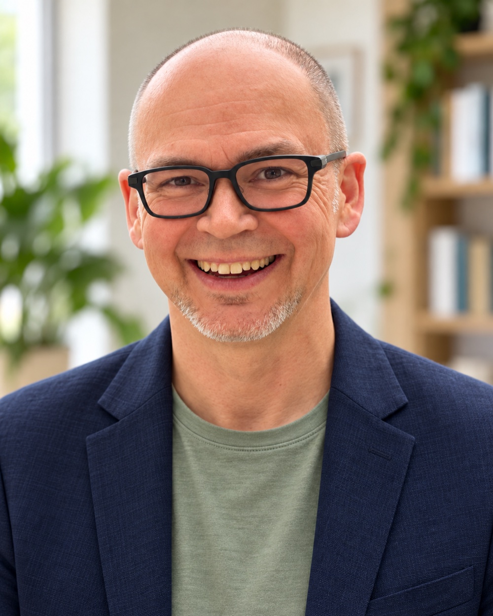 KI-generiertes professionelles Porträt von Prof. Dr. Mathias Engel nach seinem bereitgestellten Originalfoto
